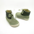 botines-nino-minimalistas-blanditos-by-crios-berna-verde2.webp