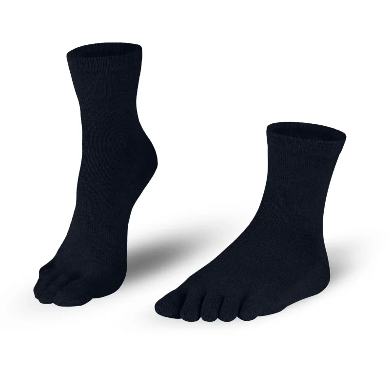 calcetines-adultos-respetuosos-knitido-black-negro-1.webp calcetines-adultos-respetuosos-knitido-black-negro-1.webp