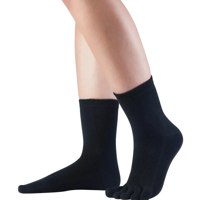 calcetines-adultos-respetuosos-knitido-black-negro1-1.webp calcetines-adultos-respetuosos-knitido-black-negro1-1.webp