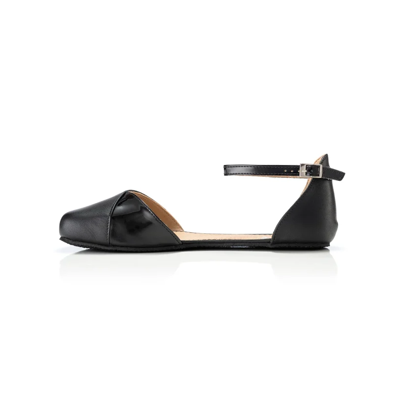 calzado-minimalista-elegante-mujer-shapen-poppy-negro.webp calzado-minimalista-elegante-mujer-shapen-poppy-negro.webp