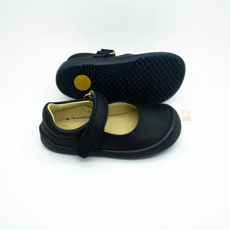 mercedidas-minimalistas-colegiales-flexinens-salvaje-marino.webp mercedidas-minimalistas-colegiales-flexinens-salvaje-marino.webp