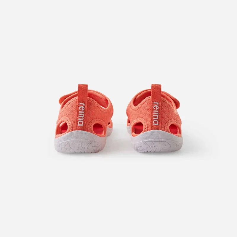 sandalias-minimalistas-infantiles-reima-rantaan-misty-red.webp sandalias-minimalistas-infantiles-reima-rantaan-misty-red.webp