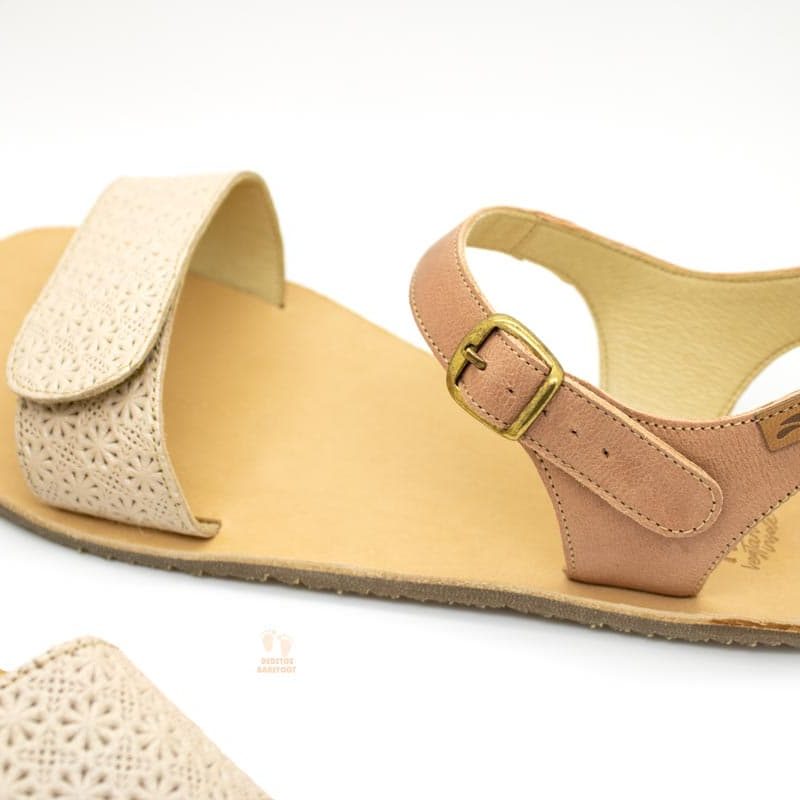 sandalias-minimalistas-mujer-tikki-vibe-claire-rosa-1.jpg sandalias-minimalistas-mujer-tikki-vibe-claire-rosa-1.jpg