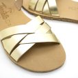 sandalias-respetuosas-iris-dorado.jpg