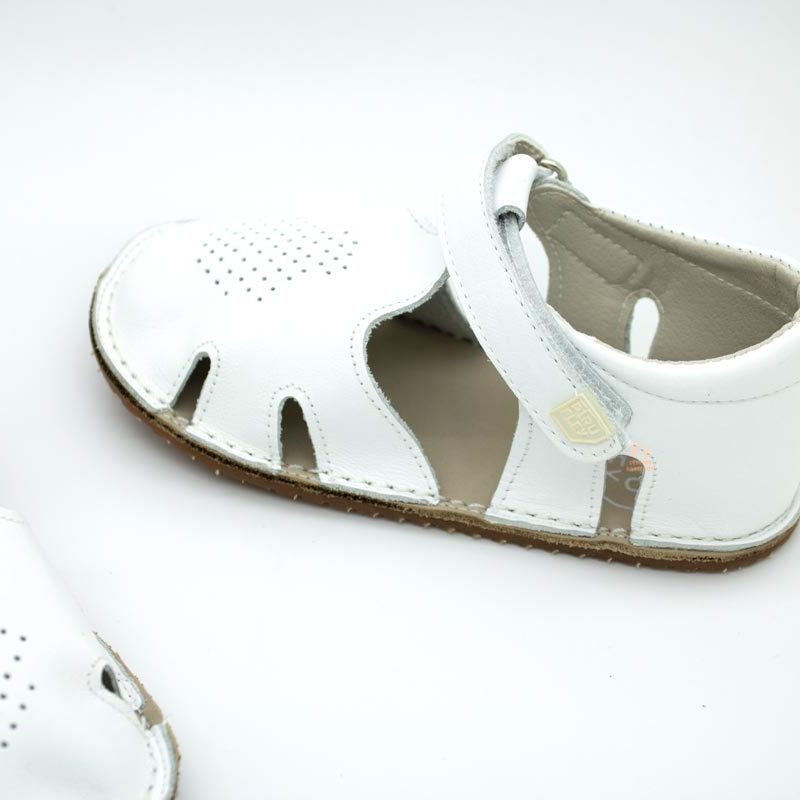 sandalias-respetuosas-pirufin-infantiles-pf310-gamo-blanco.jpg sandalias-respetuosas-pirufin-infantiles-pf310-gamo-blanco.jpg