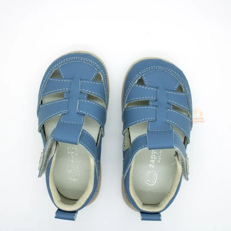 sandalias-respetuosas-zapy-basic-niquel-azul-cielo.webp sandalias-respetuosas-zapy-basic-niquel-azul-cielo.webp