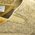 slipper-on-froddo-beige-zapatillas-respetuosas-hombre-casa-vibram.webp