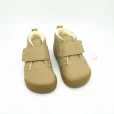 zapatos-respetuosos-infantiles-pelito-sidney-arena-blanditos-by-crios.webp